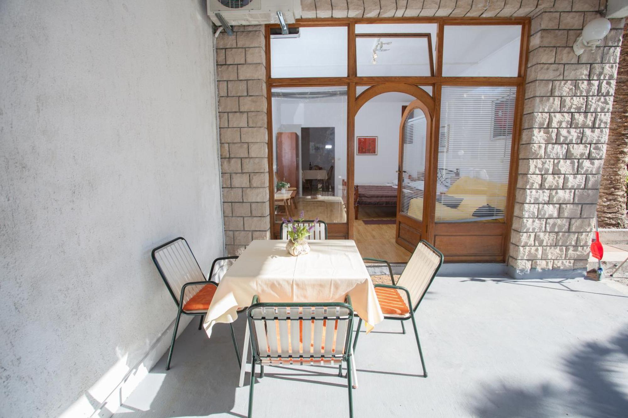 Apartments Kovacic Makarska Rum bild