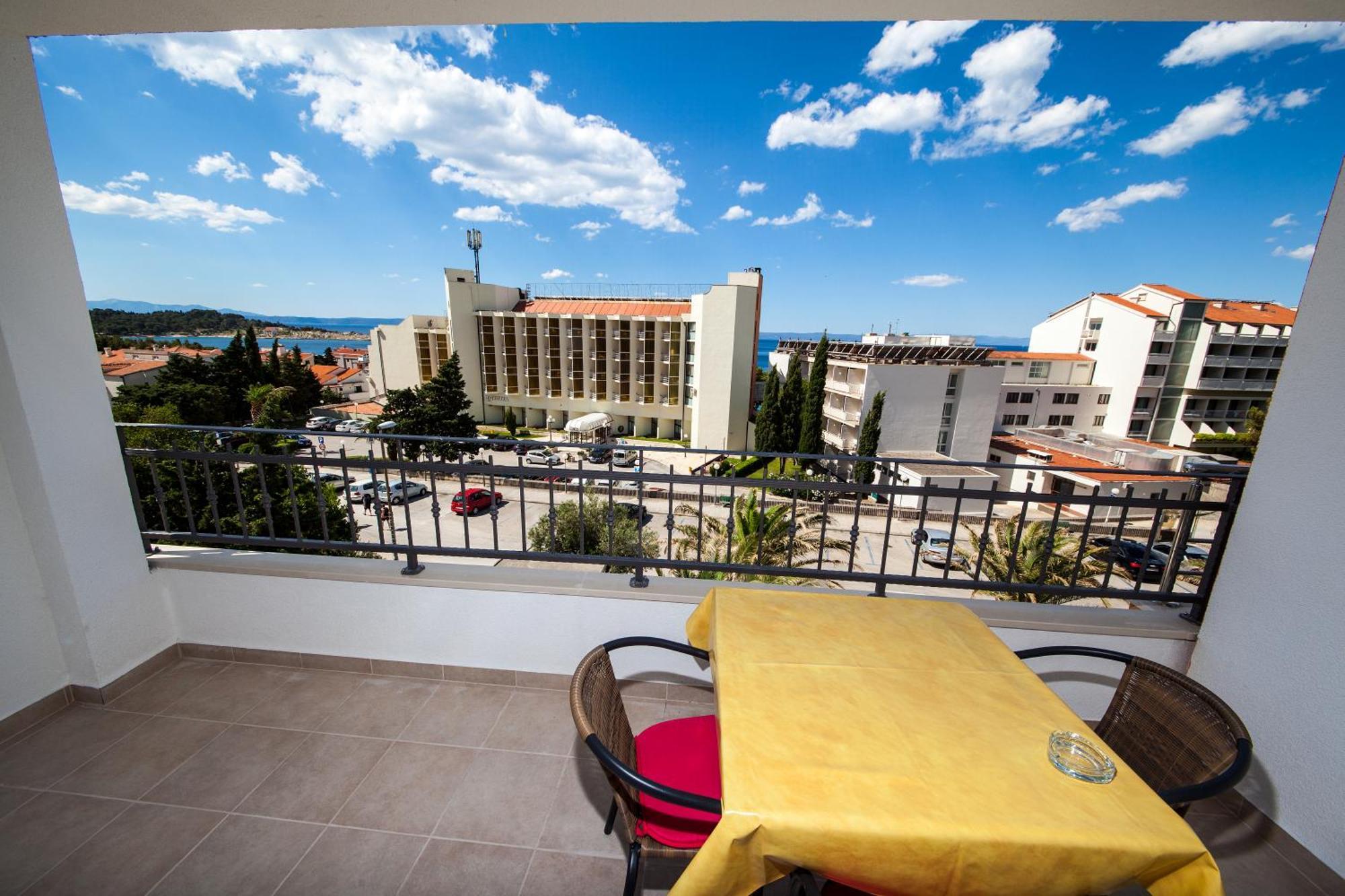 Apartments Kovacic Makarska Rum bild